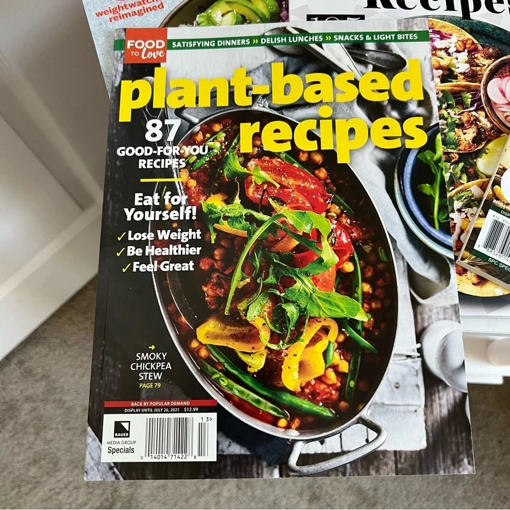 ❌ New! $66 Retail Value! Set of 5 Plant Based / Vegan Themed Magazines